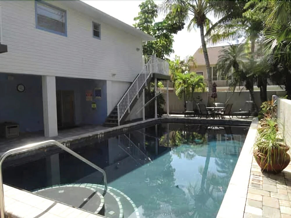 Seabreeze Condo B