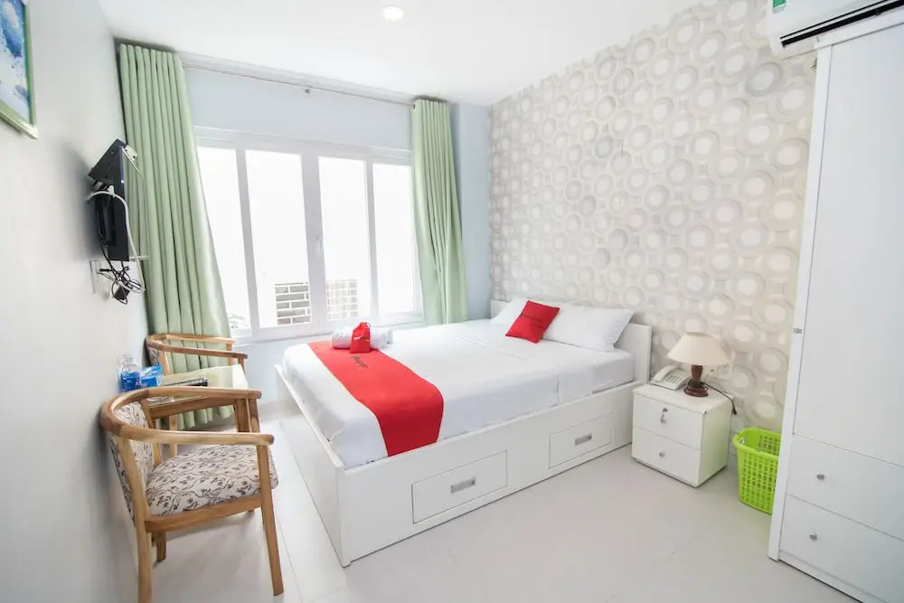 RedDoorz near SC Vivocity Mall 2
