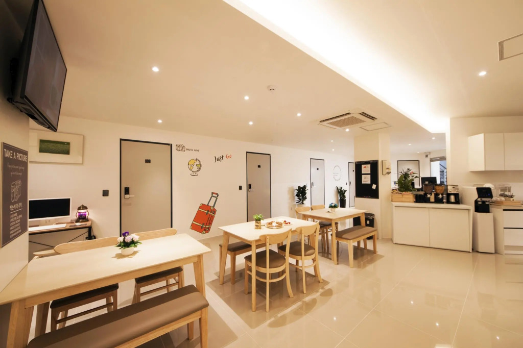 Seoul Grand Hostel Edae