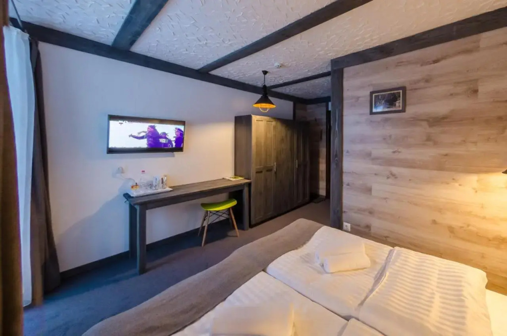 Chalet CrepDeChine Hotel