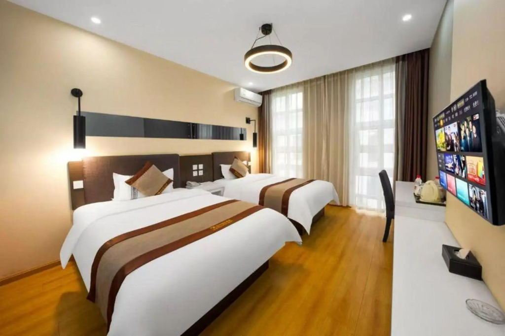 City 118 selected chain hotel (Chengdu CHUANSHI Damian subway station store)