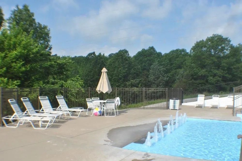 Stonebridge Village - Reeds Spring