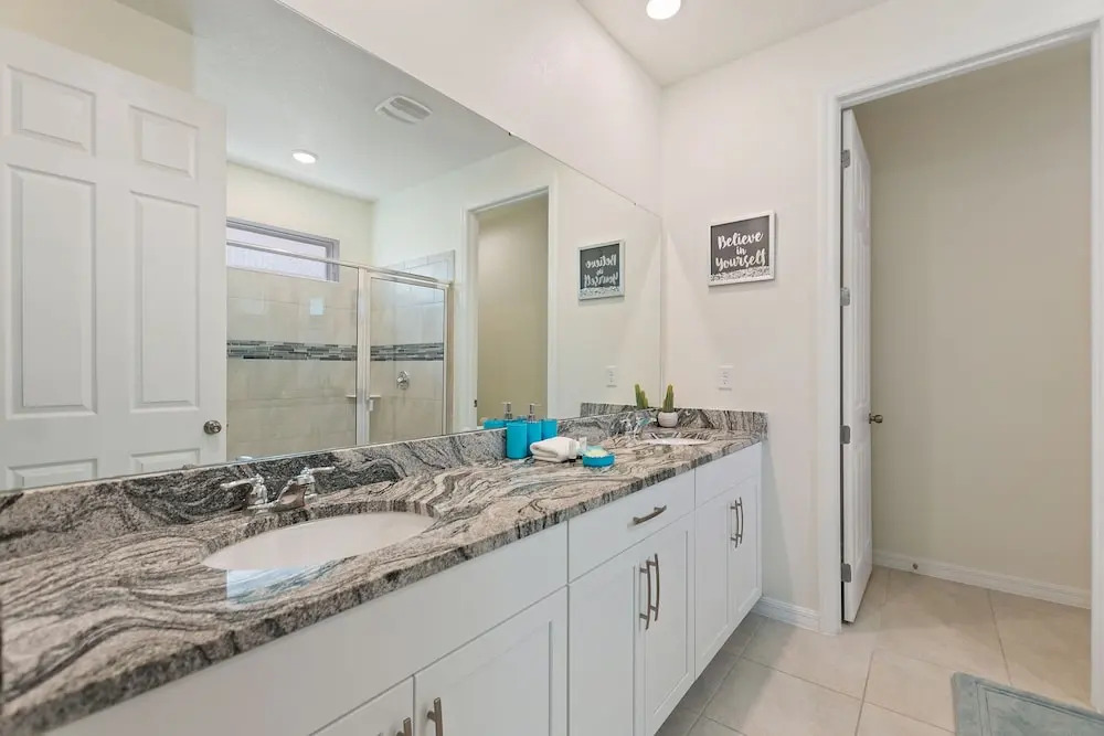 Rear Views, Spa, Games Room, Pet Friendly, Resort Amenities 8 Bedroom Villa