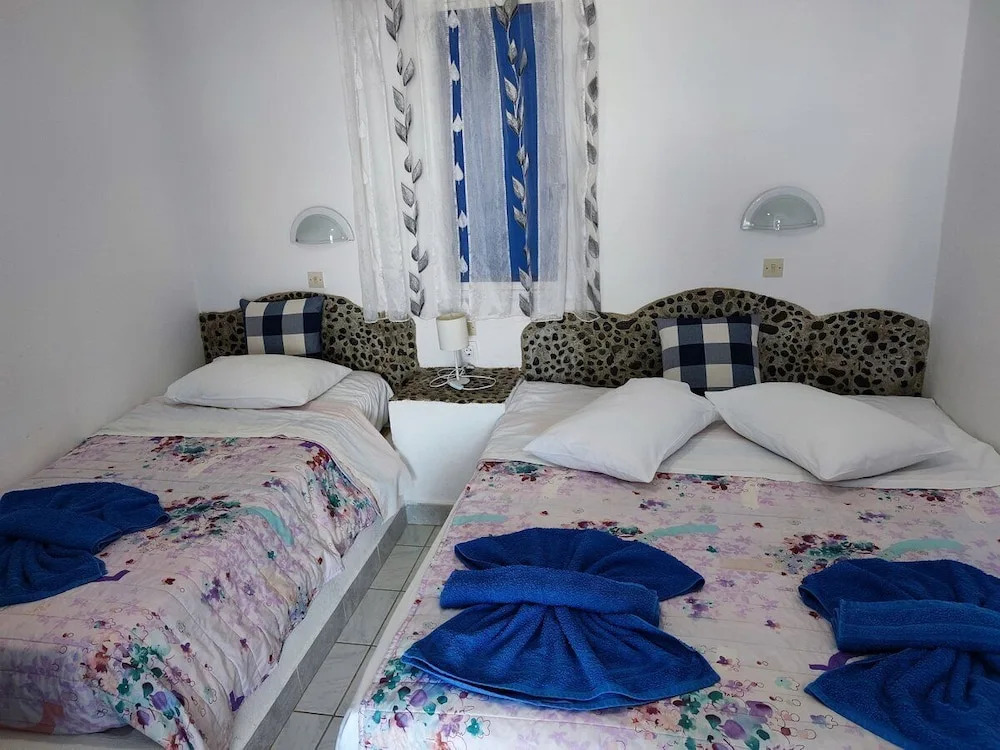 Studios Apartments Kapetanios