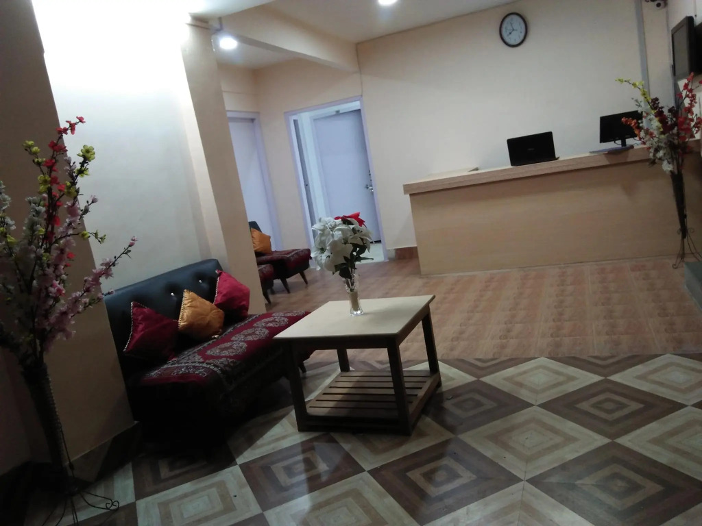 Hotel Pleasant Hill Residency