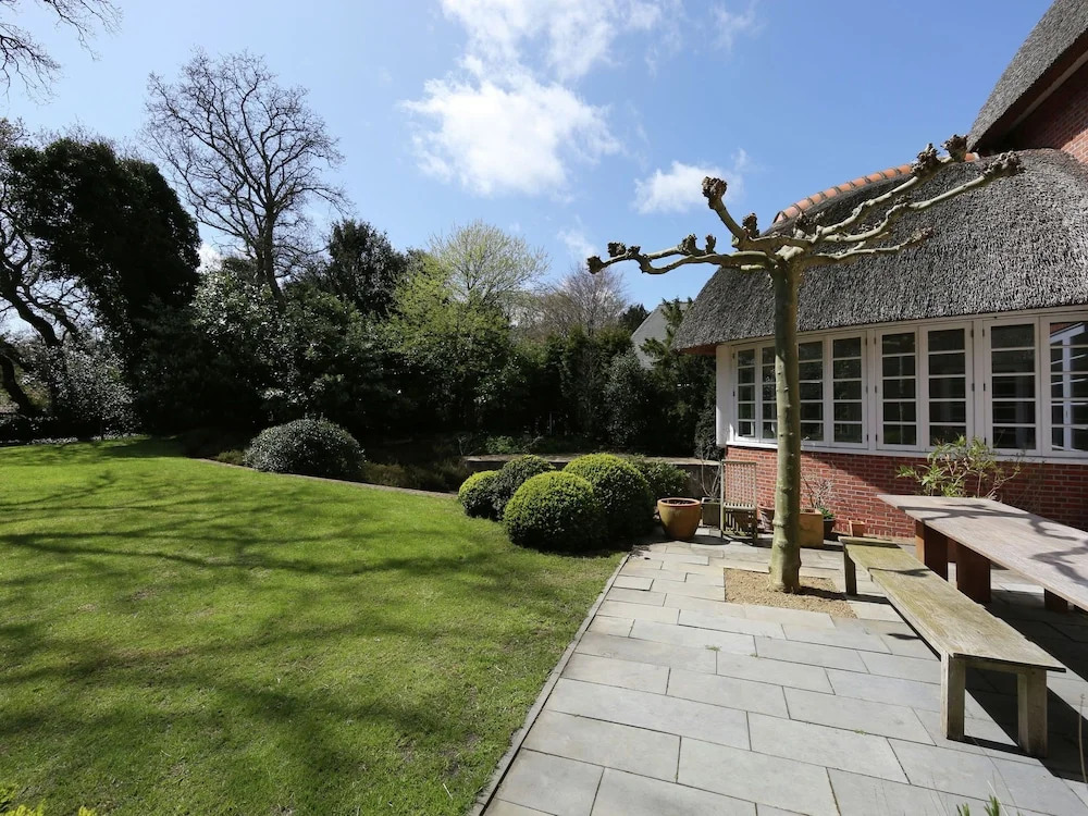 Very Luxurious and Architect-designed Detached Villa Near the Forest and Beach