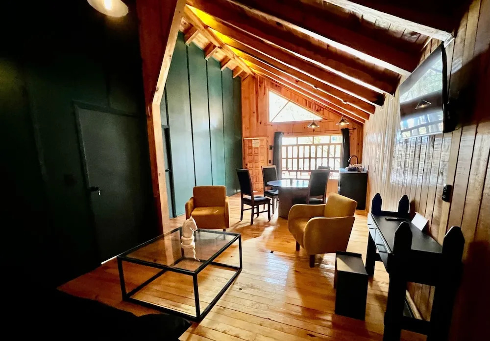 PINE TREE Hotel Boutique & Cabañas