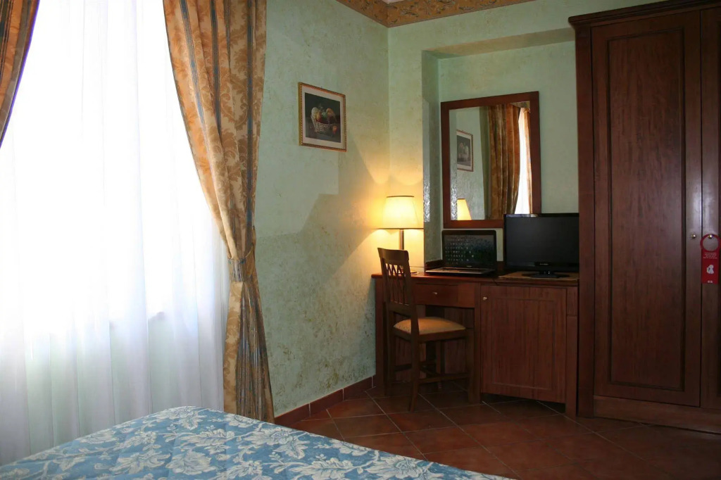 Hotel Squarciarelli