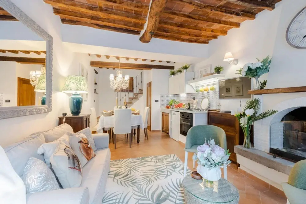 Rio delle Fate, a Fairytale Home along the Stream in Vorno, Lucca