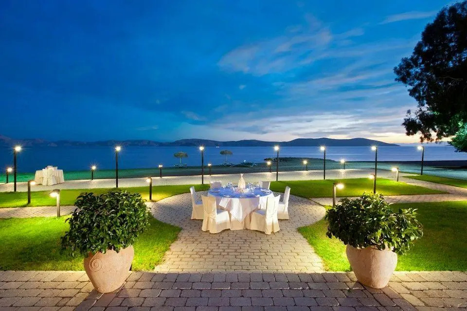 Makis Inn Resort