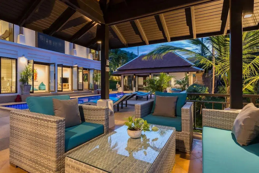 Villa Divina - Stunning Pool Villa 3 Mins Walk to Beach
