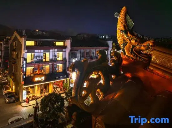 Yueshan River Scenic Hotel