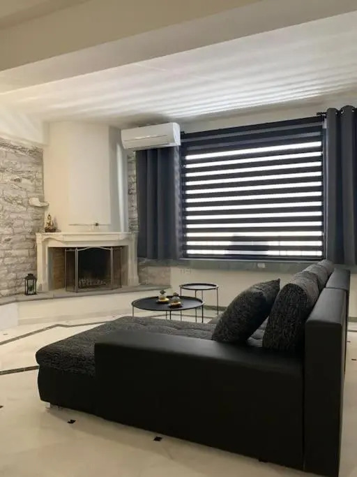 M&F Meteora Apartments #1