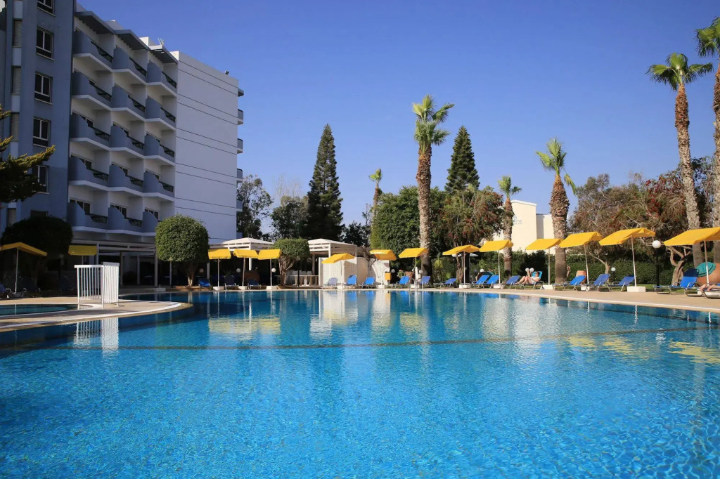 Papouis Protaras Hotel