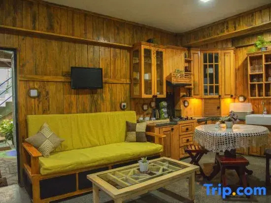 Wooden Villa Bungalow