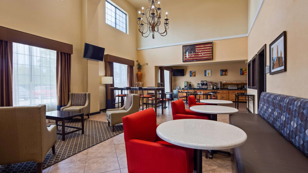 Best Western Windsor Pointe Hotel & Suites-Frost Bank Center