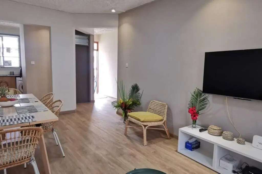 Porte du Bonheur - Freshly renovated 2 bedrooms flat - 50m from beach
