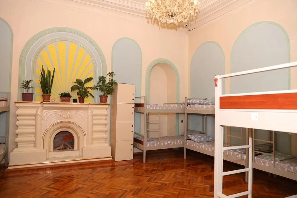 Flora Hostel