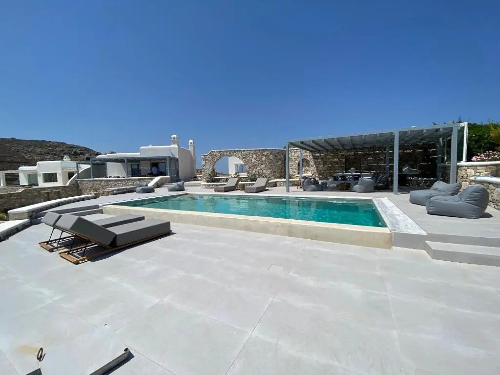 Villa DM Mykonos 14 guests Private Pool