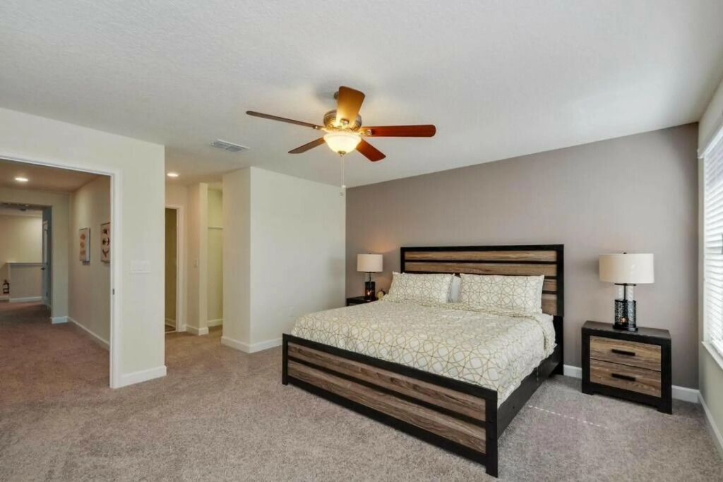 Fully Renovated 6BDR HomeChampions Gate Resort