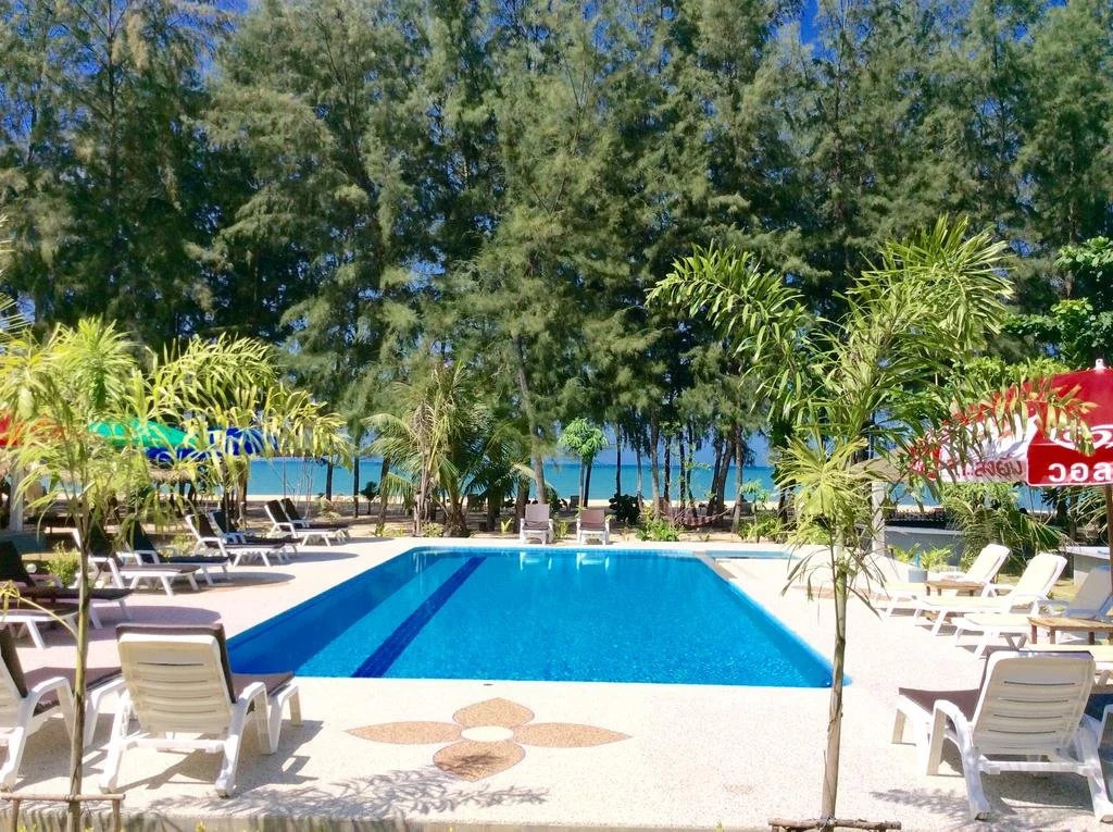 Cousin Resort Koh Kho Khao Beach