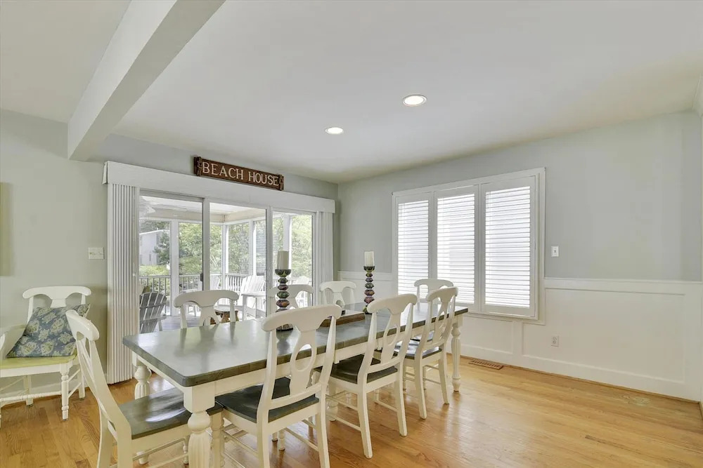 212 Maplewood Street Bethany by Long & Foster