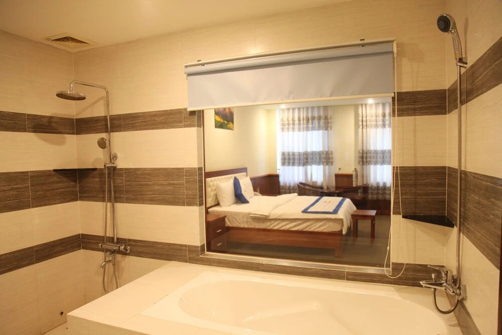 Tran Long Hotel