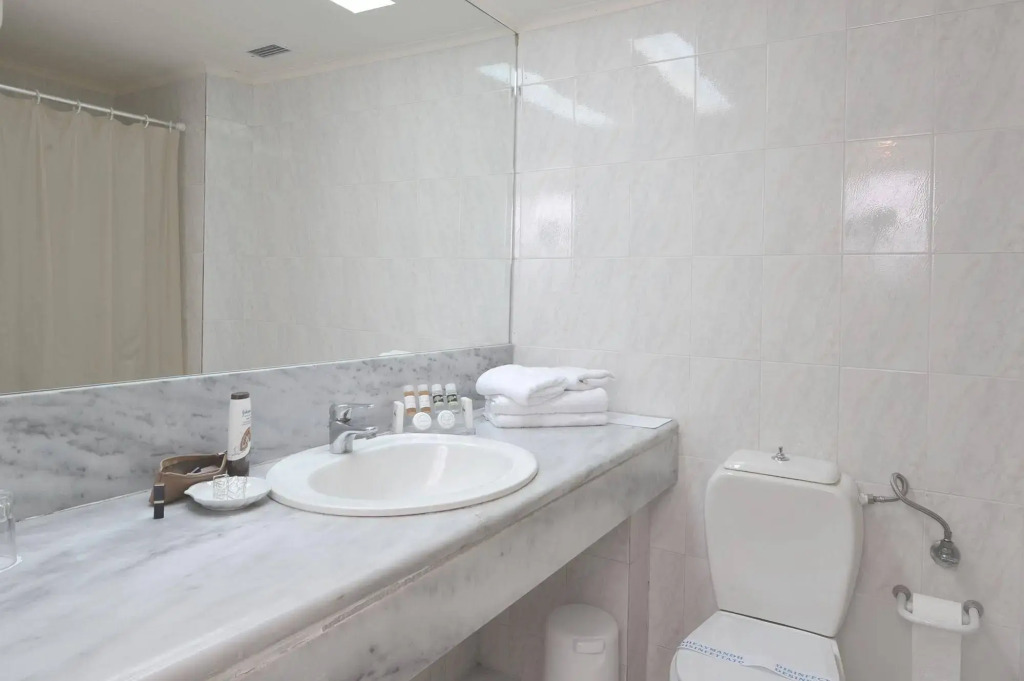 King Saron Hotel Resort
