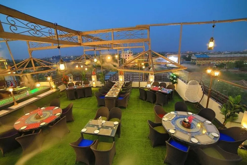 Hotel Bharat Palace
