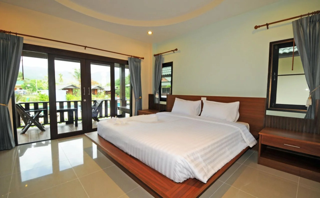 Phatcharee Resort