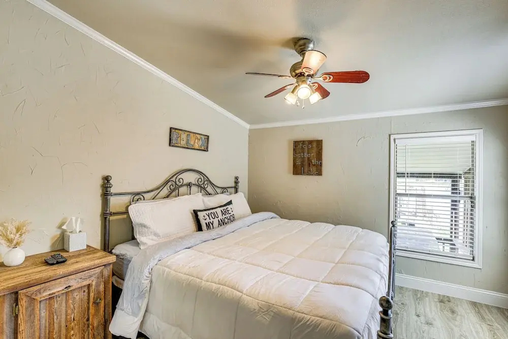 Lakefront Escape w/ Game Room & Dock in Mabank!