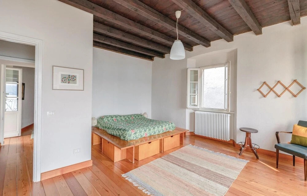 Finestra Sul Lago