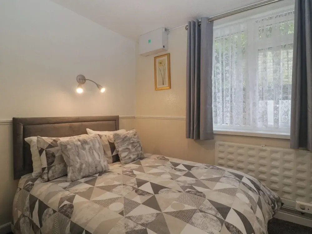 Flat 3, Big Tree Holiday Flats