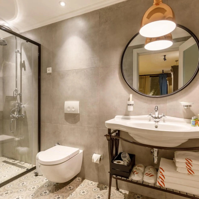 Alacatı Port Ladera Hotel