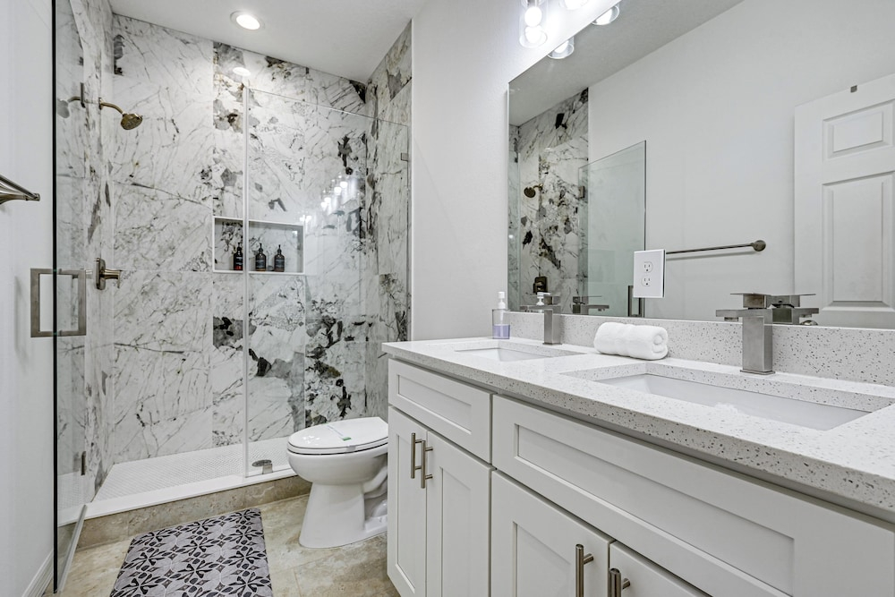 Brand New! Modern Tampa Getaway w/ Private Yard