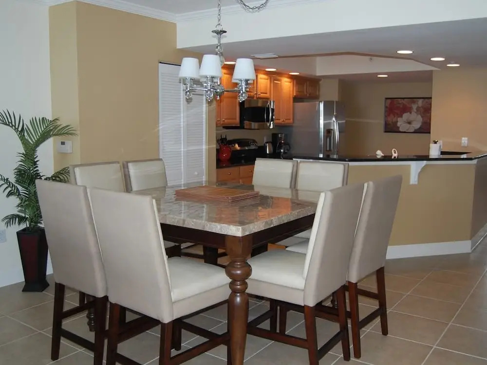 Dimucci TT 606 3 Bedrooms 3 Bathrooms Condo