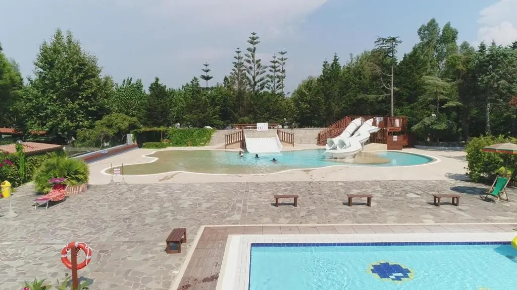 Happy Camp mobile homes in Camping Village Paestum