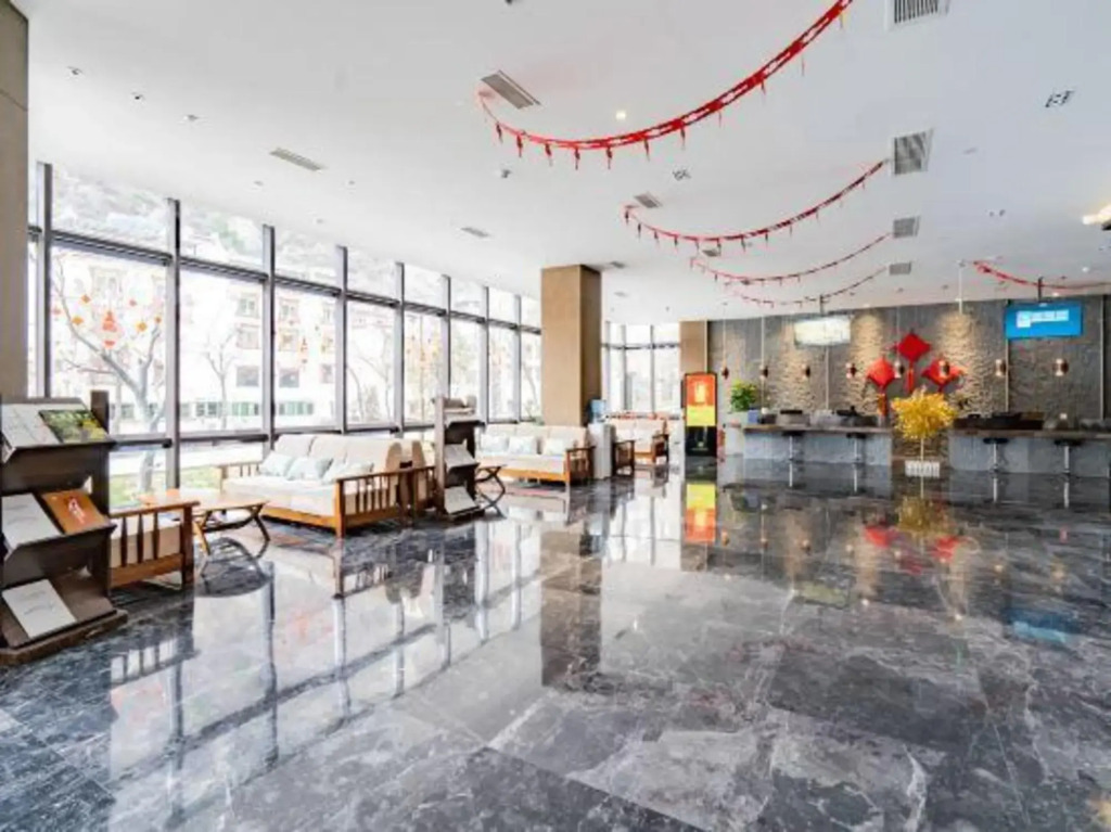 Gu Er Gou Hot Spring Resort