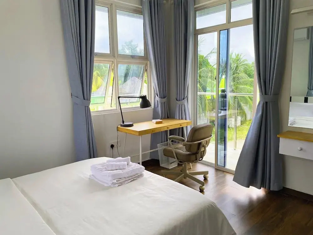 Calm Beach Inn