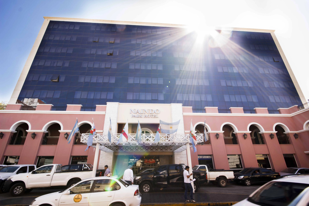 Naindo Park Hotel