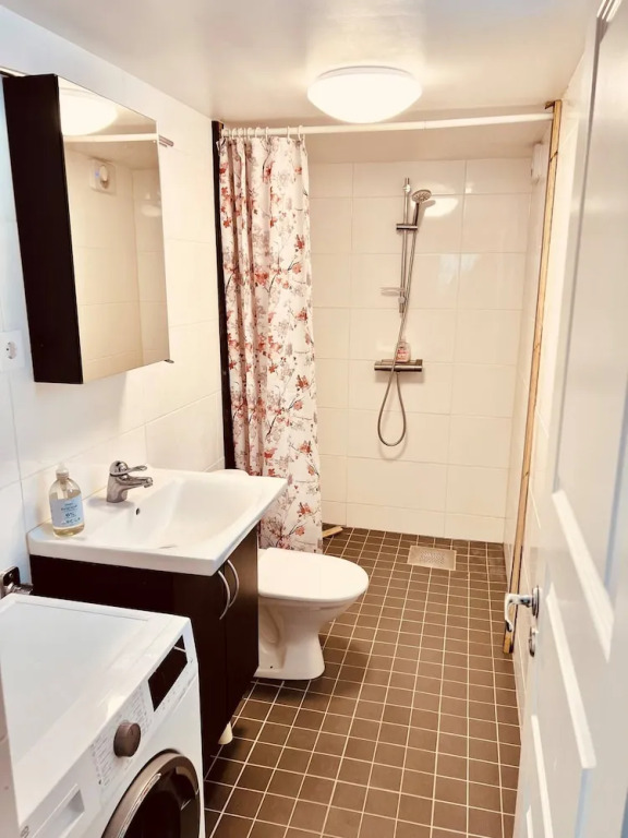 Lovely 3-bed Flat In Stockholm