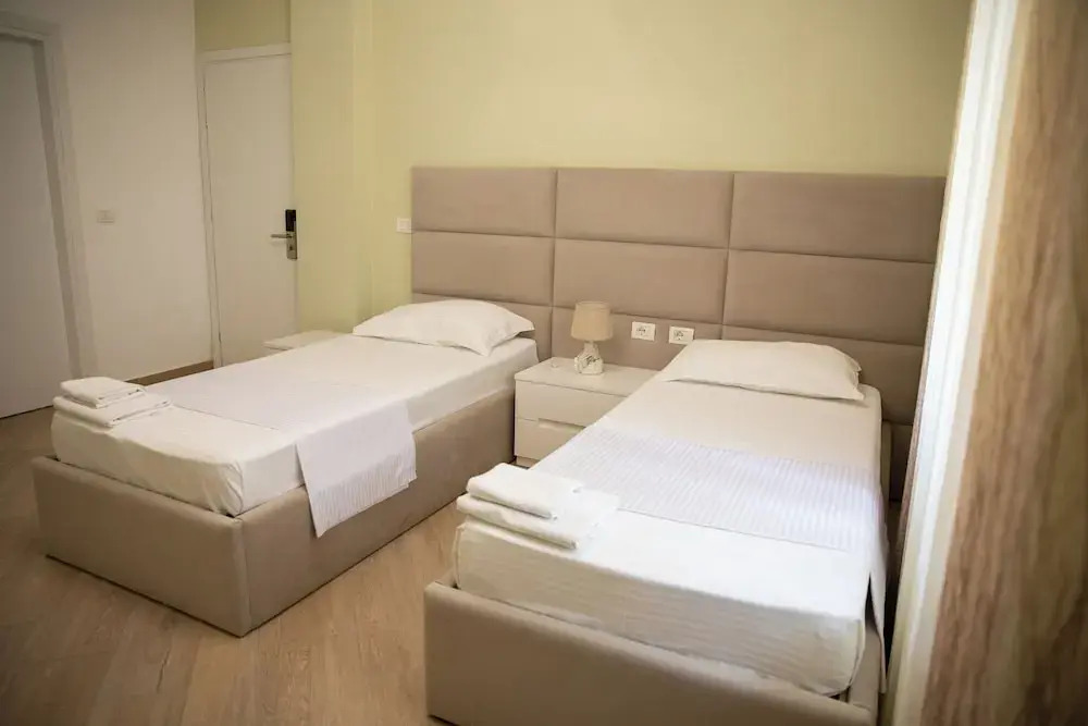 Hotel Merkaj