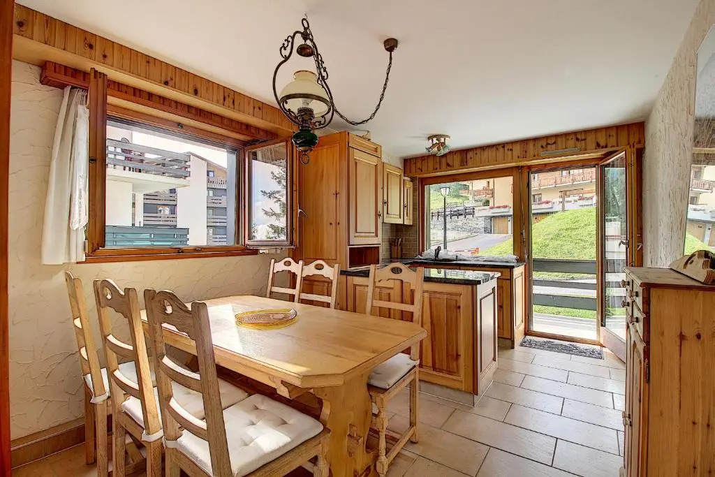 4 Valleys- Charming apartment 6 people 150m from the gondolas