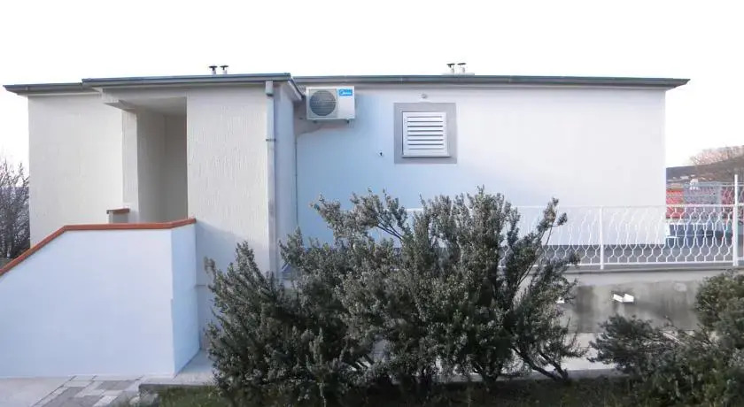 Apartments Vedrana
