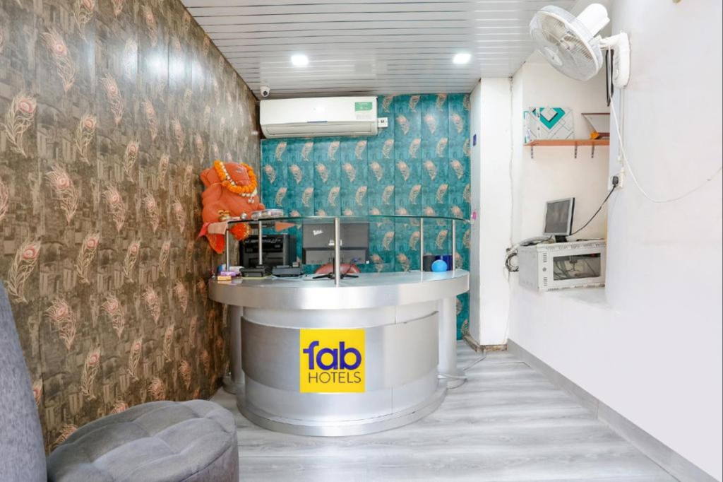 FabHotel Veetara