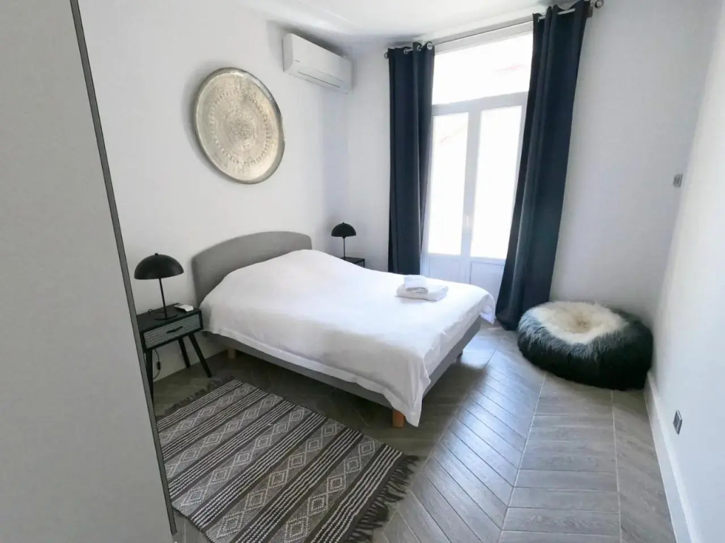 Superbe Maison 6 Ch, 4 Sdb, Terrasses Et Billard