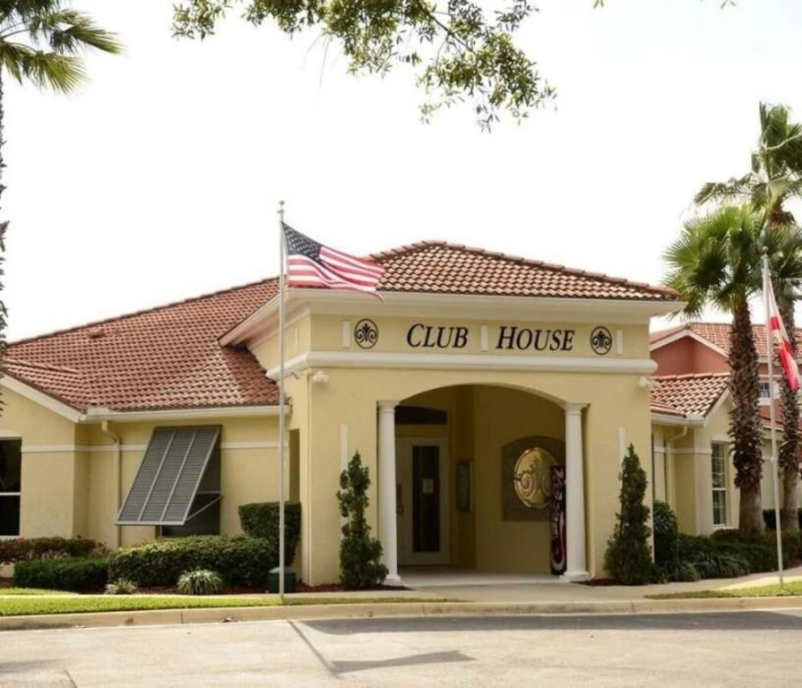 952lb 3 Bedroom Townhouse