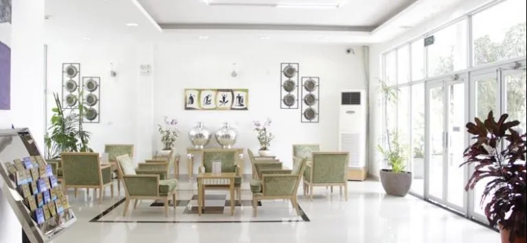 Hotel Ombaka Ritz