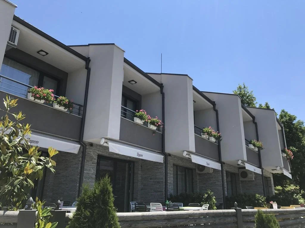 Family Hotel Friends Villa