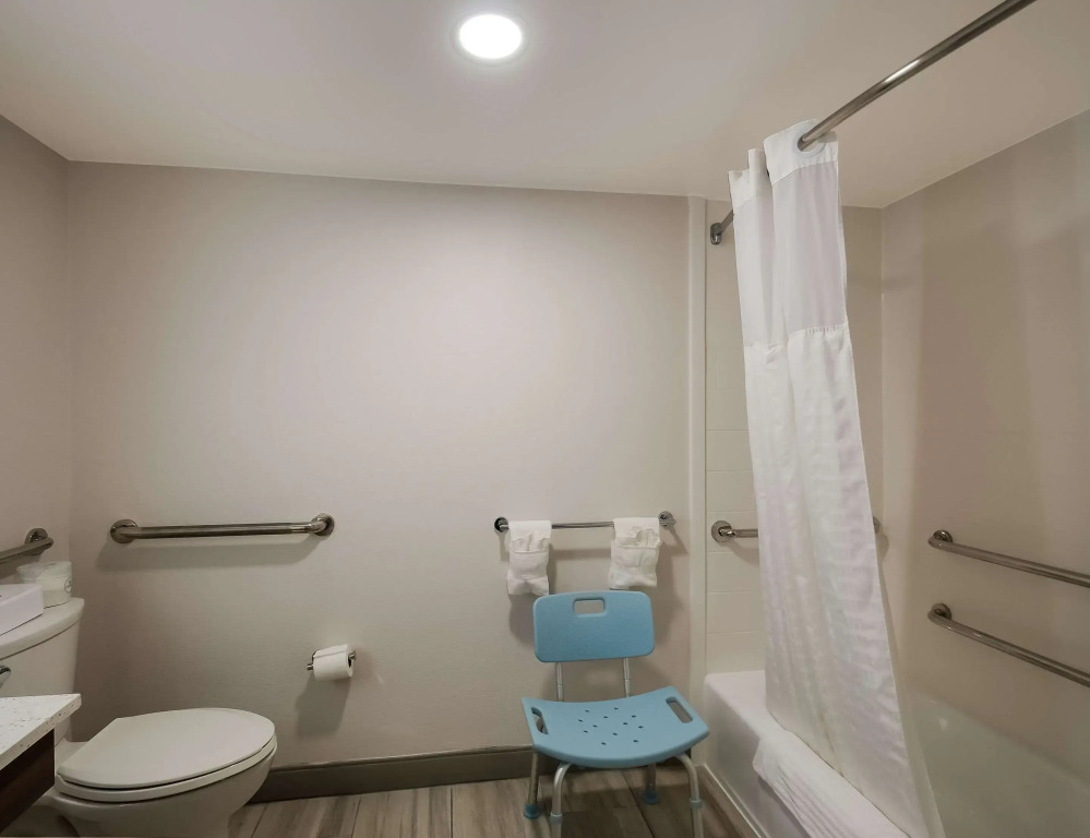 Comfort Inn Falls Church - Tysons Corner